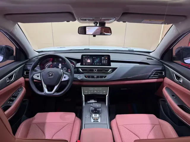 Changan CS75 — Фото автомобиля 5