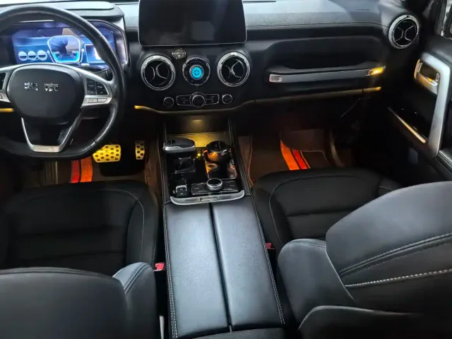 BAIC BJ40 — Фото автомобиля 11