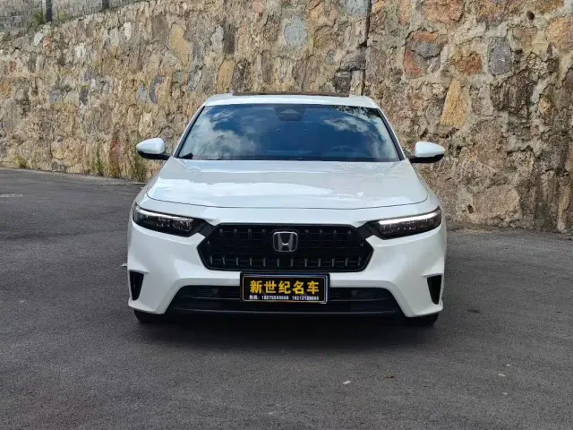 Honda Inspire — Фото автомобиля 2
