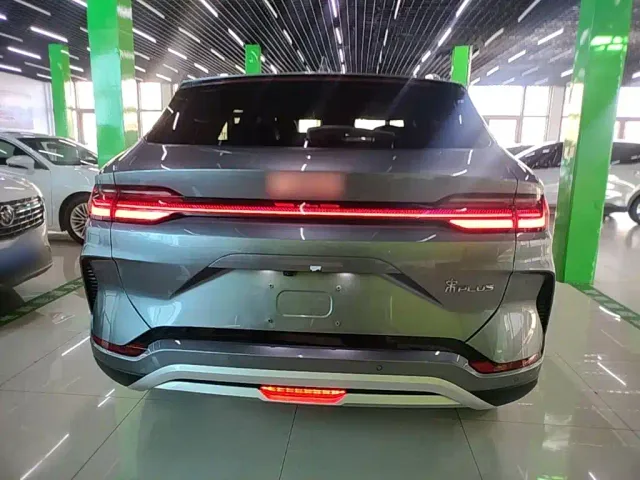 BYD Song PLUS — Фото автомобиля 5