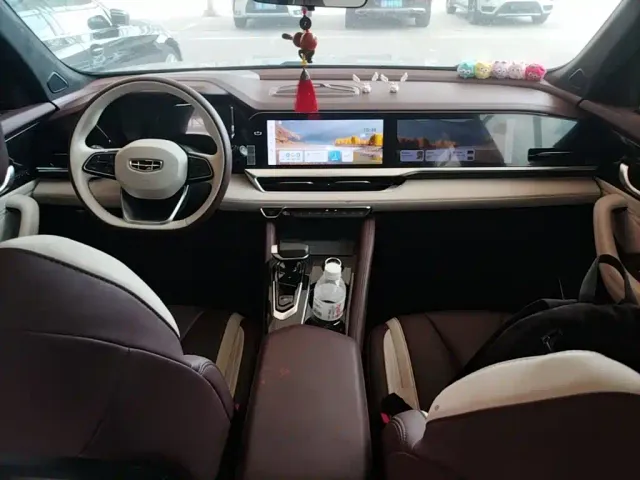 Geely Xingyue L — Фото автомобиля 9
