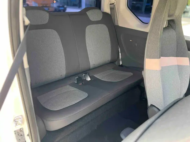 Wuling Hongguang Mini EV — Фото автомобиля 12