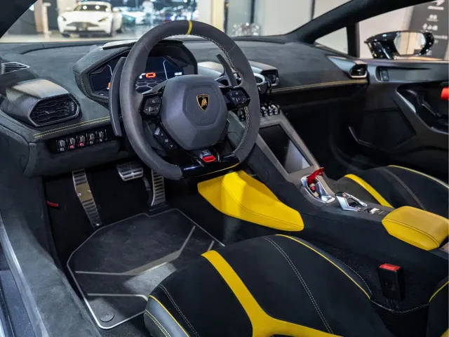 Lamborghini Huracan — Фото автомобиля 11