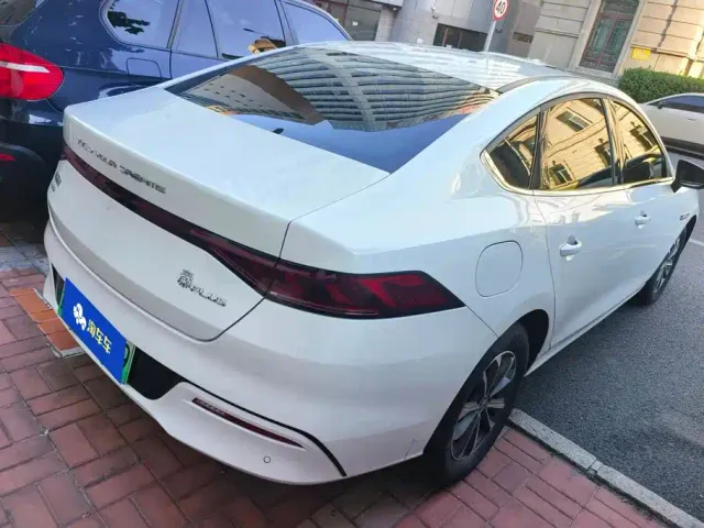 BYD Qin PLUS — Фото автомобиля 3