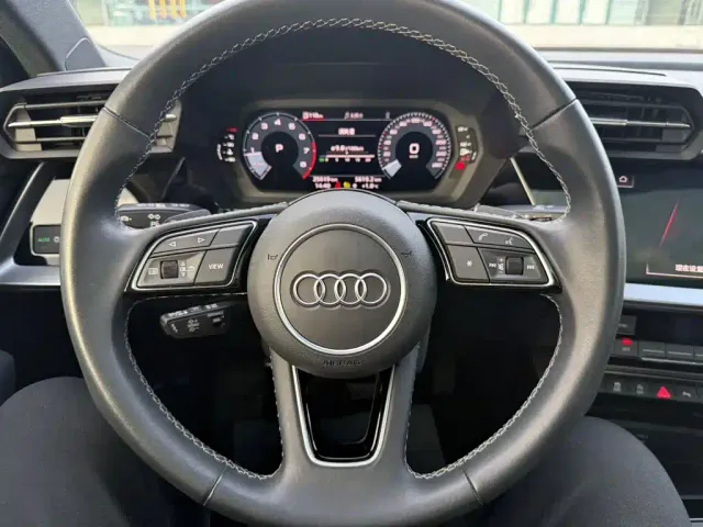 Audi A3 — Фото автомобиля 12