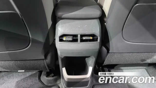 Kia EV3 — Фото автомобиля 27