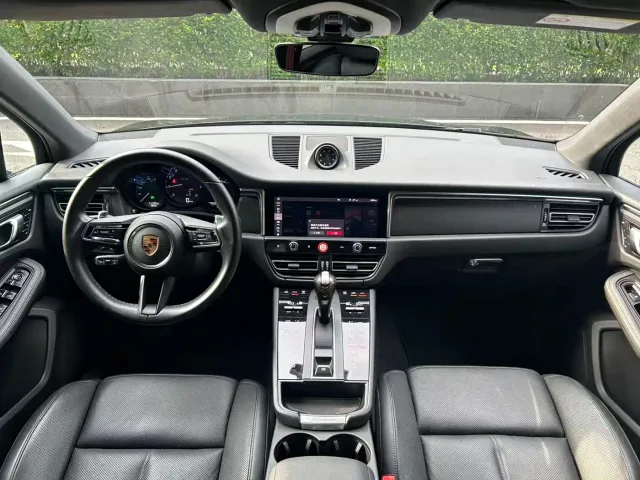 Porsche Macan — Фото автомобиля 5