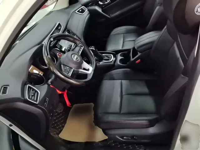 Nissan Qashqai — Фото автомобиля 14