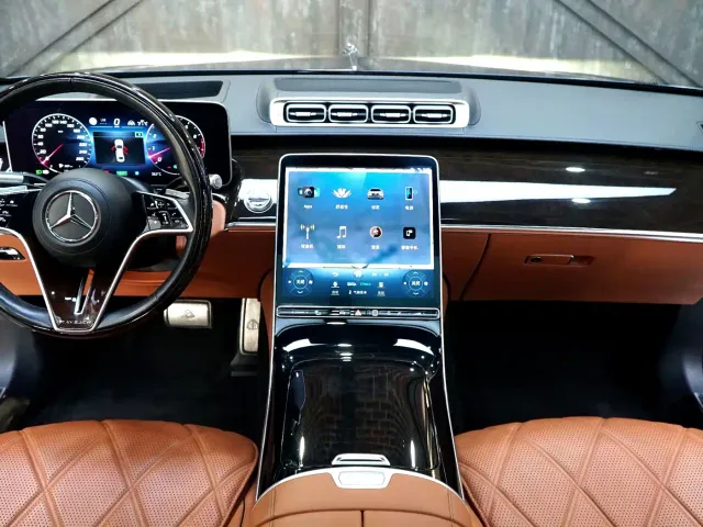 Mercedes-Benz Maybach S-Class — Фото автомобиля 15