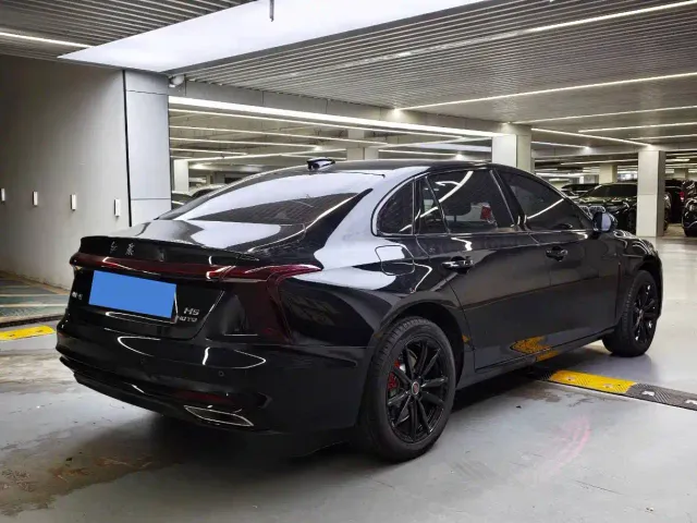 Hongqi H5 — Фото автомобиля 13