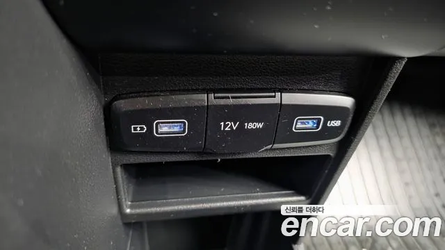 Hyundai Staria — Фото автомобиля 30