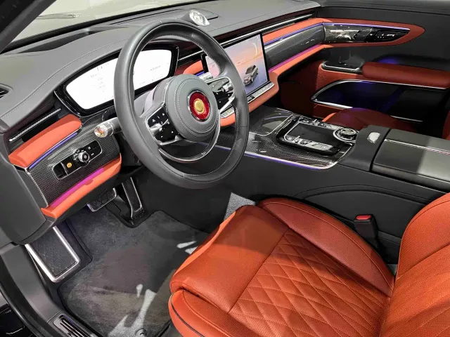 Hongqi Guoya — Фото автомобиля 10
