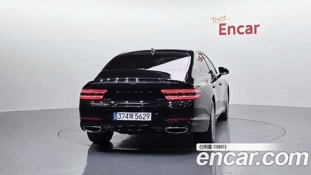 Genesis G80 Бензин 3.5 турбо AWD — Фото автомобиля 4