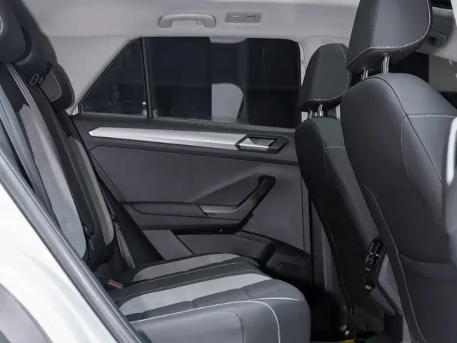 Volkswagen T-Roc — Фото автомобиля 15