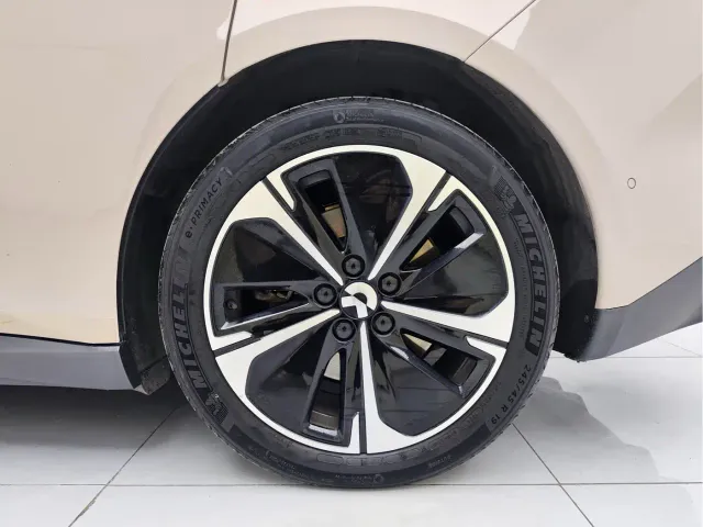 Nio ET5 Touring — Фото автомобиля 12