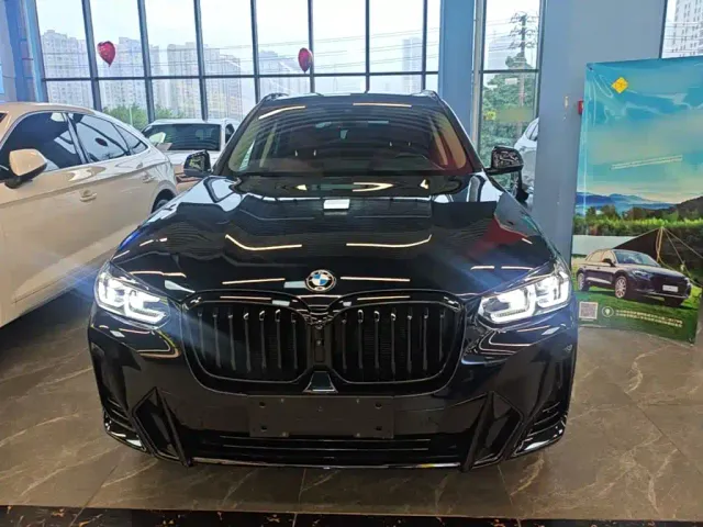 BMW X3 — Фото автомобиля 2