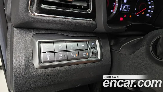 KG_Mobility_Ssangyong TIBOLI Very New Tivoli Бензин 1.5 2WD — Фото автомобиля 14