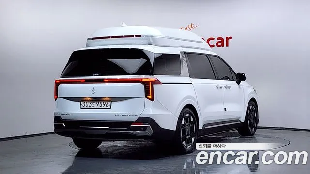 Kia Canival Новый Carnival 4 поколение Дизель 9 мест Hi-Limousine (Спецкузов) — Фото автомобиля 2