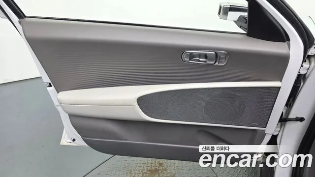 Hyundai Ioniq 6 — Фото автомобиля 13