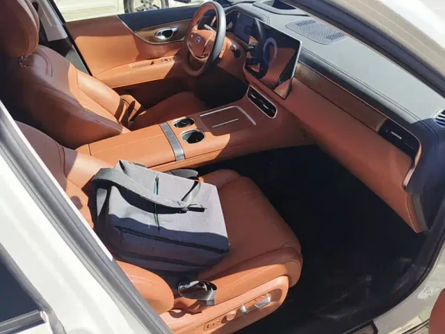 GAC Trumpchi Xiangwang S9 — Фото автомобиля 10