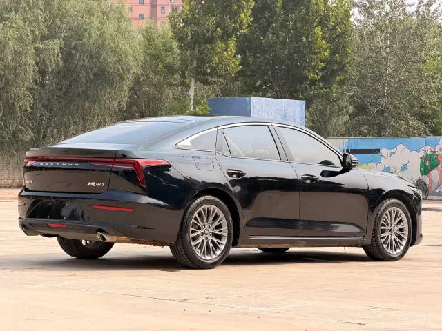Bestune B70 — Фото автомобиля 14