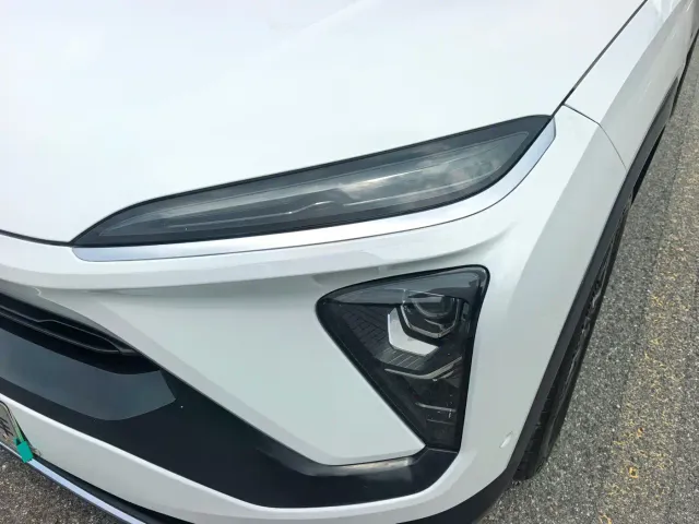 Nio EC6 — Фото автомобиля 14