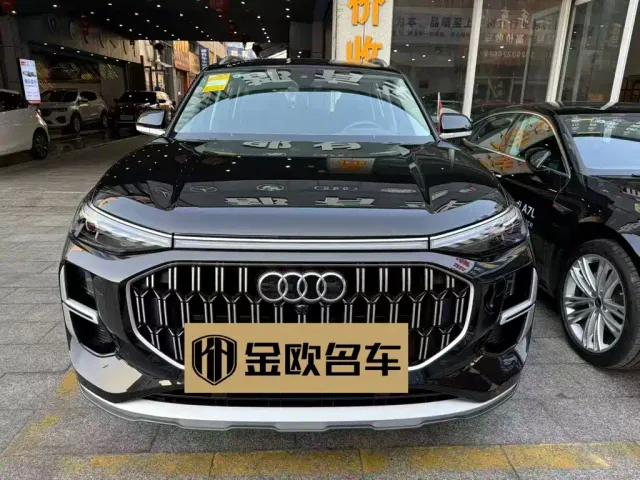 Audi Q6 — Фото автомобиля 2