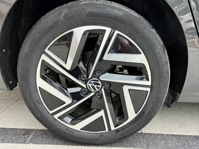 Volkswagen Sagitar — Фото автомобиля 15