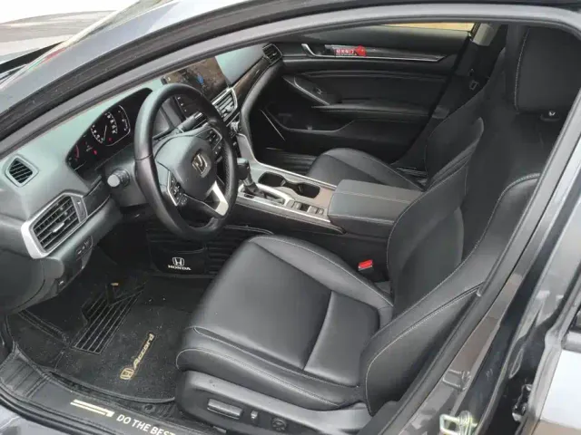 Honda Accord — Фото автомобиля 9