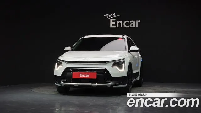 Kia Niro The All New Niro Signature — Фото автомобиля 2