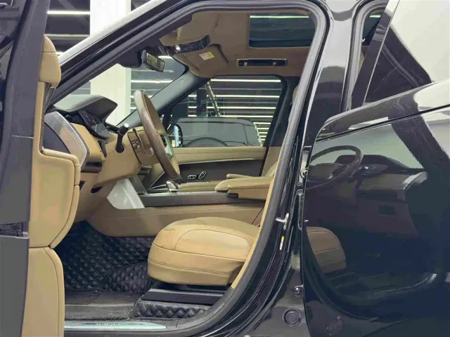 Land Rover Range Rover — Фото автомобиля 8