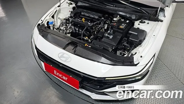 Hyundai Avante — Фото автомобиля 9