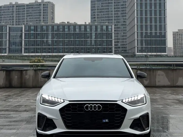 Audi A4L — Фото автомобиля 2