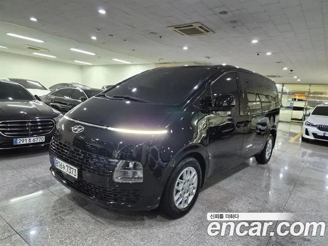 Hyundai Staria — Фото автомобиля 2