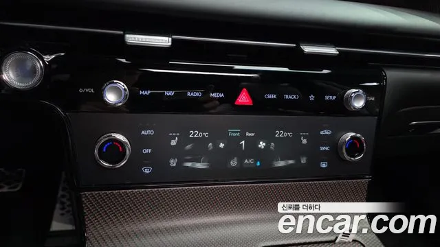 Genesis G80 RG3 — Фото автомобиля 24