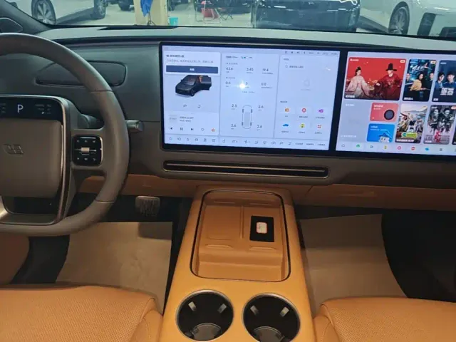 Li Auto i8 — Фото автомобиля 12