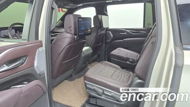 Cadillac Escalade Escalade 5 поколение — Фото автомобиля 11
