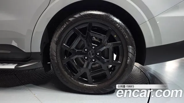 Kia Carnival — Фото автомобиля 6
