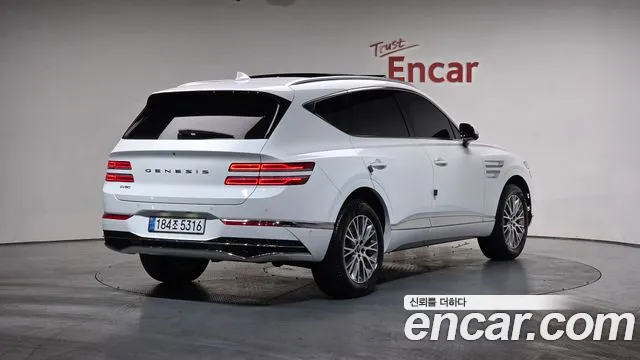 Genesis GV80 2.5T Бензин 2WD — Фото автомобиля 2