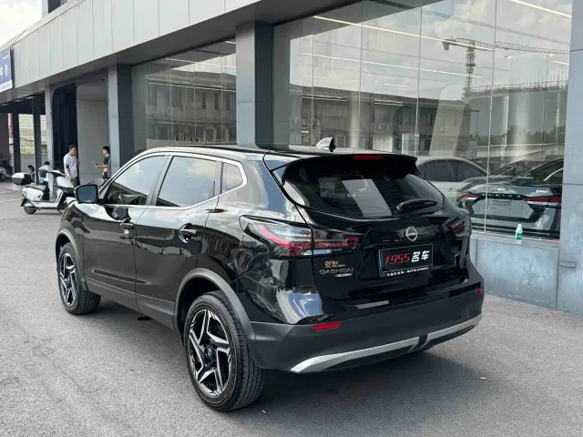 Nissan Qashqai — Фото автомобиля 7