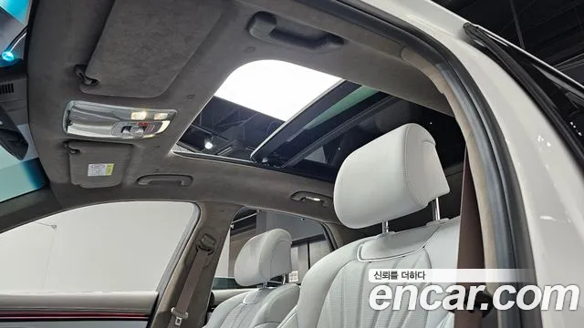 Genesis GV70 — Фото автомобиля 23