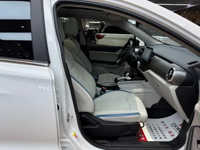 BYD Yuan Pro — Фото автомобиля 25