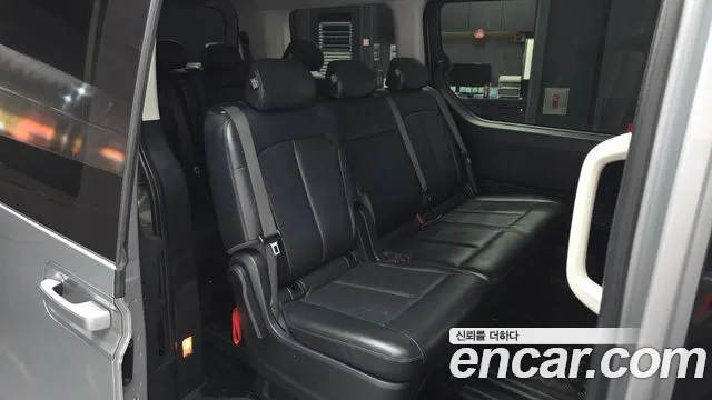 Hyundai Staria — Фото автомобиля 12