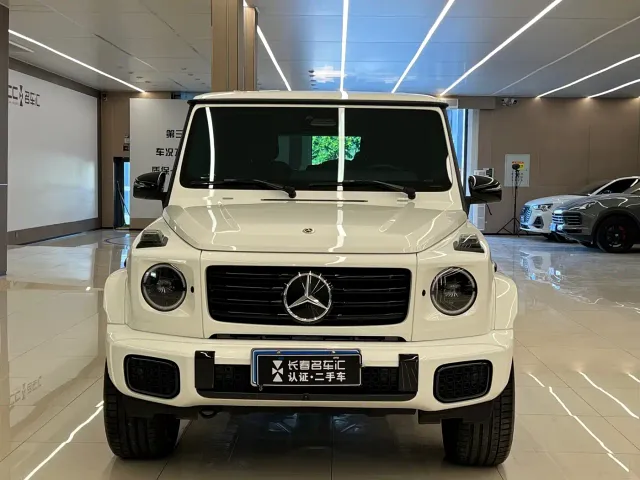 Mercedes-Benz G-Class — Фото автомобиля 2