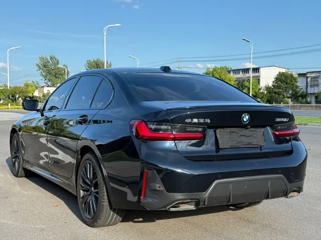BMW 3 Series — Фото автомобиля 6