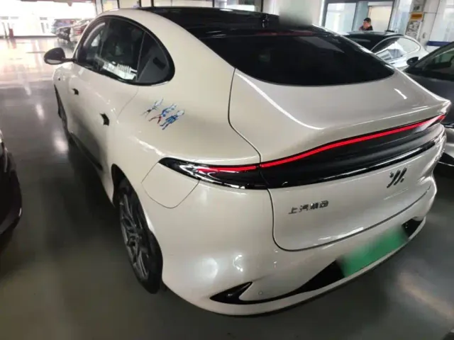 IM Motors LS6 — Фото автомобиля 4