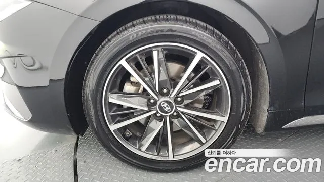 Hyundai Grandeur Новый Grandeur IG — Фото автомобиля 5