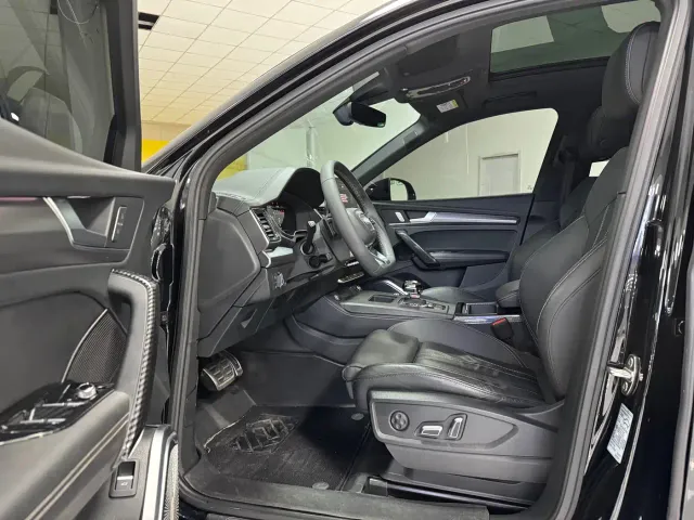 Audi Q5L — Фото автомобиля 4