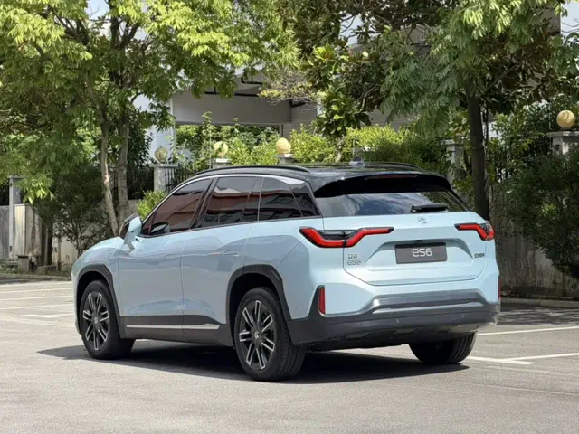 Nio ES6 — Фото автомобиля 24