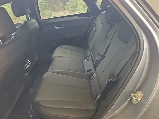 BYD Qin L — Фото автомобиля 16